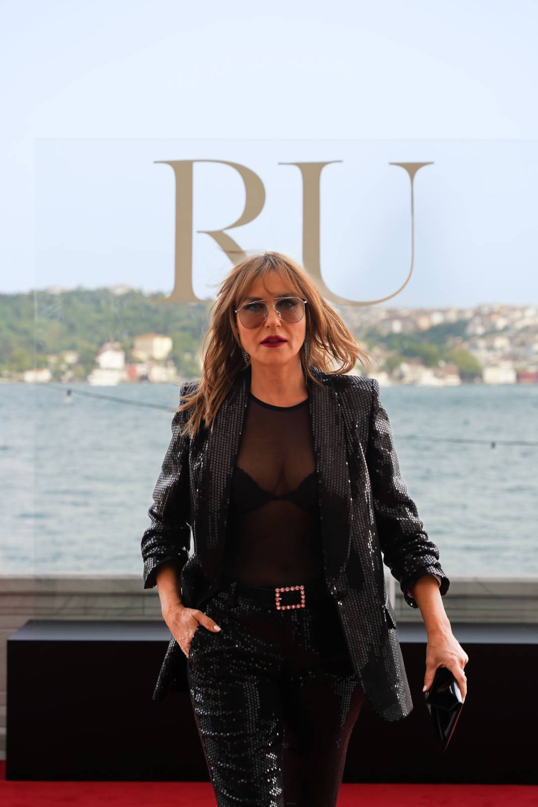 'Ru' dizisinin galası yapıldı: Meryem Uzerli ekranlara geri döndü 6